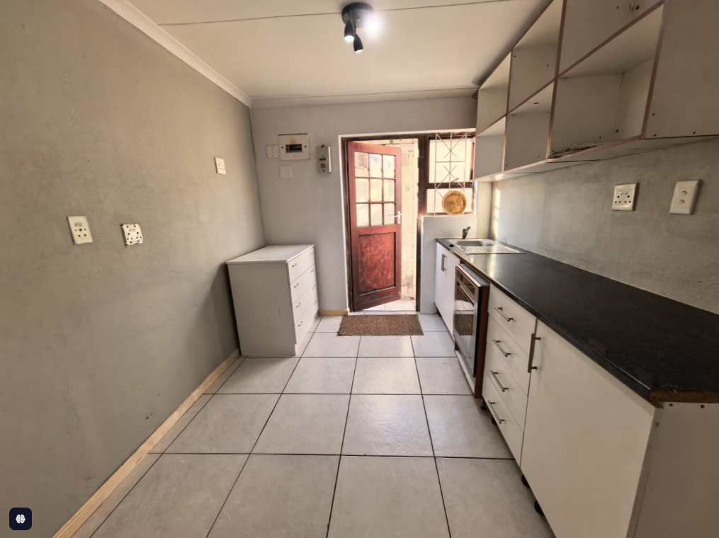 Elegant 3 Bedroom Home to Rent in Summer Greens